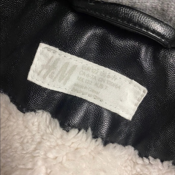 COPY - H&M boys faux leather coat 6/7 - Picture 4 of 4